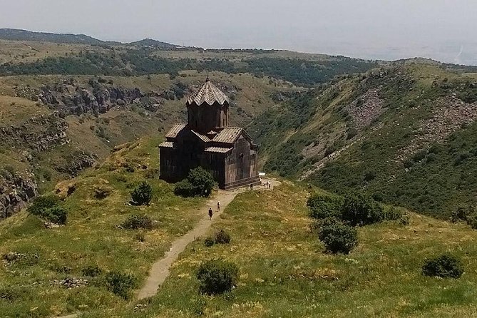 Amberd (Saghmosavank,Armenian alphbet monument) - Saghmosavank Church and the Canyon Setting Around It