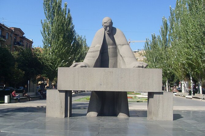 Discover Yerevan: Self-Guided Audio Walking Tour - Stop 2: Cascade Complex (Views, Art Installations, and Stairs)