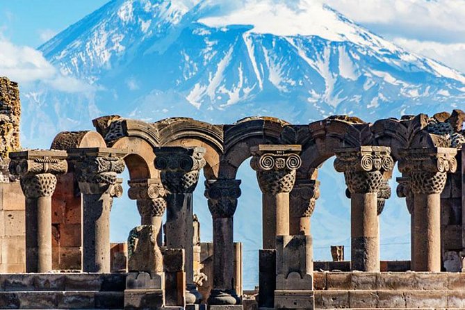 Echmiadzin (Hripsime, Gayane, Mother Cathedral) and Zvartnots Temple - Zvartnots Temple ruins: the circular cathedral that makes you look twice