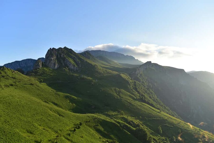 From Ijevan: Off-Road Expedition to Mt. Vitasar - Mt. Vitasar summit hike, what you gain and how to pace it