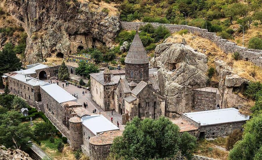 From Yerevan: Garni Temple and Geghard: Private Day Tour - Geghard Monastery: UNESCO Architecture Carved Into Rock