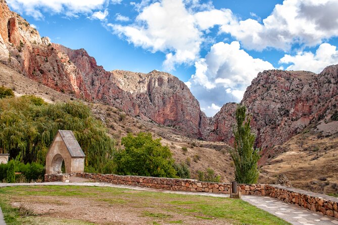 From Yerevan: Khor Virap, Noravank, Jermuk, and Areni Tour - Paruyr Sevak House Museum: the one stop that costs extra