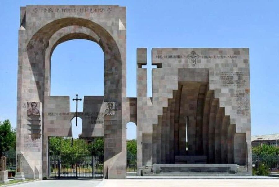 From Yerevan: Private Day Trip to UNESCO Sites - Zvartnots Cathedral ruins: reading a 7th-century cathedral from what remains