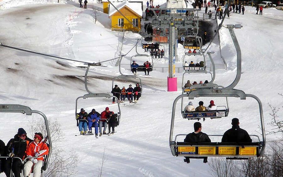From Yerevan: Winter Private Tour to Tsaghkadzor & Kecharis - The 6-hour rhythm from your Yerevan hotel to the snow and back