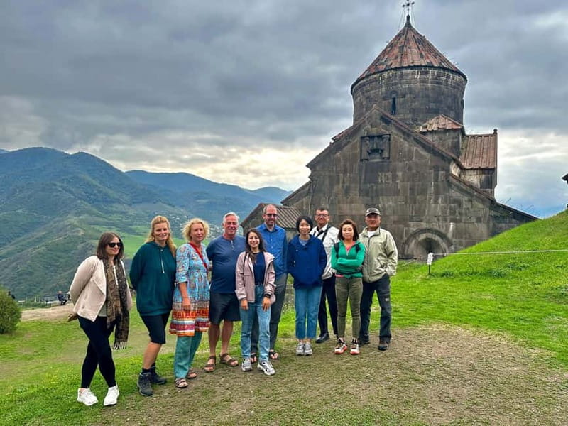 Full day tour: 1 Day De-tour to Armenia with Homemade Lunch - A 9-hour Armenia detour that starts and ends in Tbilisi