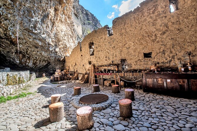 Group Tour: Haghpat, Zarni-Parni Caves, Akhtala, Aramyants Castle, Sanahin - Aramyants Castle (Mansion) in Akhtala: Swiss style and First Republic history
