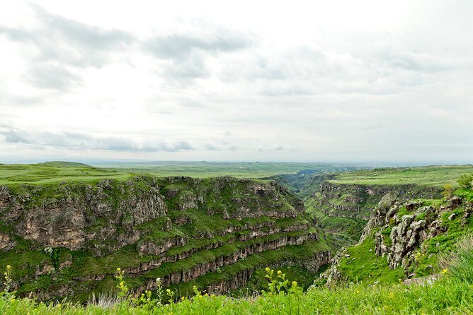 Group Tour: Hovhannavank, Saghmosavank, Chocolate House, Aghtsk - The Guides: Friendly, Organized, and Multilingual by Design