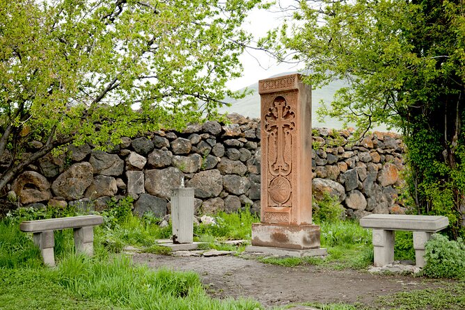 Group Tour: Hovhannavank, Saghmosavank, Chocolate House, Aghtsk - Karmravor Church in Ashtarak: A 7th Century Jewel That Looks Like a Monolith