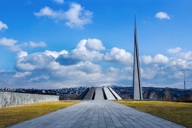 Group Tour: Sightseeing and walking tour in Yerevan - Cascade Complex: modern art on a monumental staircase