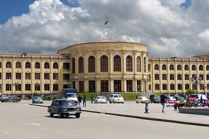 Gyumri-Zvartnots airport transfer - Key Points at a Glance