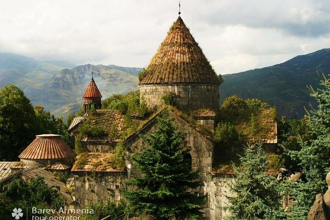 Haghpat,Sanahin,Akhtala - Haghpat Monastery: a hillside setting with Queen Khosrovanuysh behind it