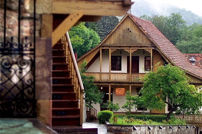 Join in group tour-transfer from Yerevan to Tbilisi or vice versa - Dilijan National Park and Lake Parz: short stop, big reflections