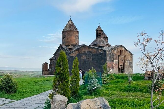 Mount Aragats,Amberd Fortress,Alphabet Monument, Saghmosavank - Amberd Fortress: stronghold energy, from Kamsarakan to Vagramashen