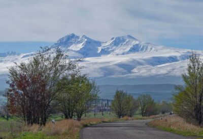 Mount Aragats-Saghmosavank Monastery-Alphabet Park