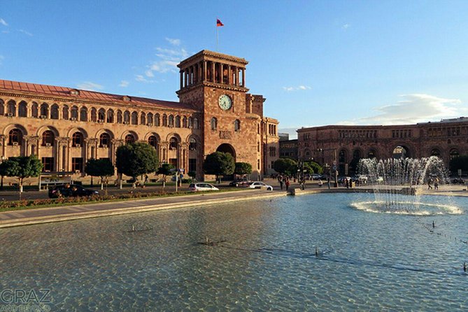 Observing city tour in Yerevan - Republic Square: neoclassical Armenia in pink and yellow tuff