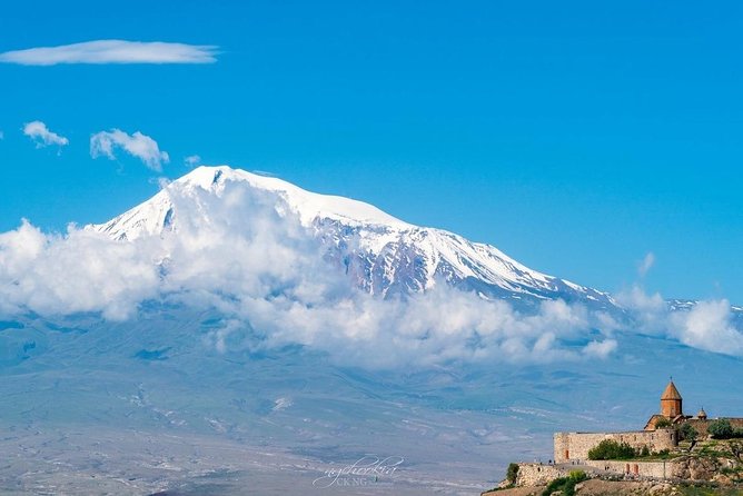 Private 5-Day Armenia Tour: Wine Tasting & Cultural Highlights - Megerian Carpet Factory and the lavash baking master class