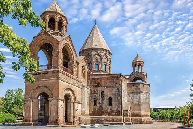 Private Day Trip from Yerevan to UNESCO World Heritage Sites - Zvartnots Temple Ruins: 7th-Century Grandeur, Now in Stones
