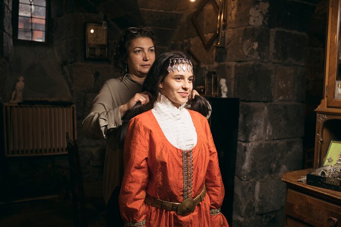 Private Professional Armenian Costume Photo Shoot - Picking Your Taraz: Over 20 Options and Regional Clues