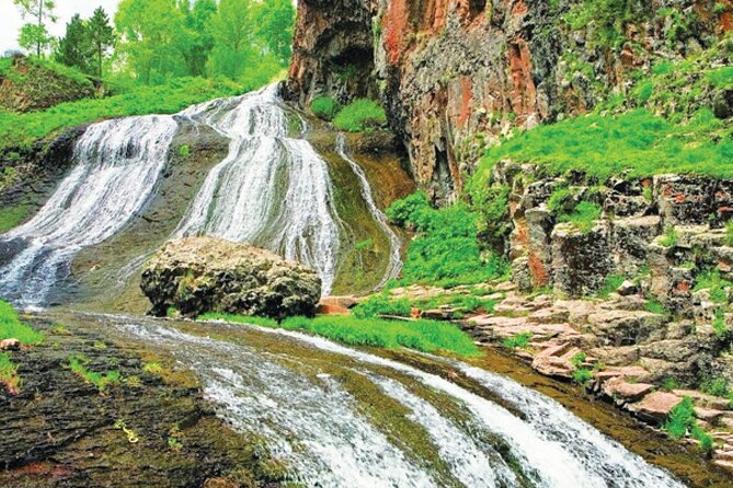 Private tour Jermuk, waterfall, Tatev Monastery and TaTev Ropeway - Wings of Tatev ropeway: the Guinness ride over Vorotan