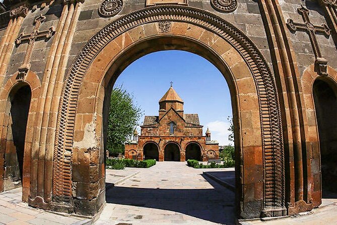 Private Tour to Echmiadzin,St.Hripsime & Gayane Churches, Zvartnots Temple - Zvartnots Temple ruins: seeing a giant rebuilt in your mind
