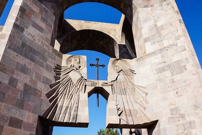 Private Tour to Echmiadzin,St.Hripsime & Gayane Churches, Zvartnots Temple - Etchmiadzin Monastery: the cathedral where sacred geography matters
