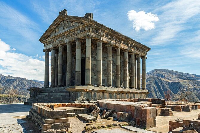 Private Tour to Garni Temple, Geghard Monastery, Echmiadzin Cathedral, Zvartnots - Entering the 7-hour Armenia highlights route from Yerevan