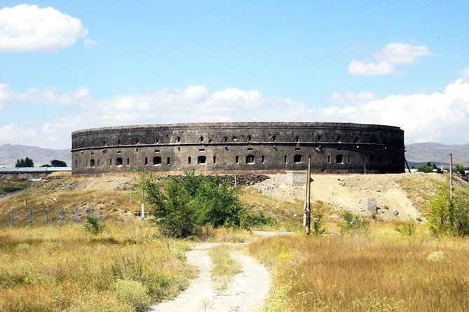 Private tour to Gyumri, Dzitoghtsyan Museum, Black Fortress - Black Fortress: a ruined stronghold outside town