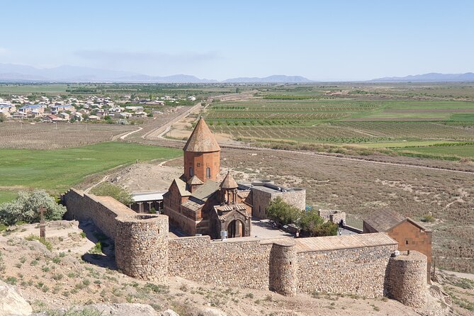 Private tour to Khor Virap, Noravank, Areni Cave - Noravank Monastery: 13th to 14th century Armenian architecture