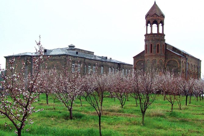 Private tour to Oshakan, Karmravor, Hovhanavank, Saghmosavank monasteries - Why This Half-Day Church Circuit Feels So Easy