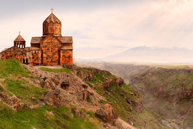 Private tour to Saghmosavank, Karmravor, Oshakan, Hovhannavank - Why this Oshakan to Saghmosavank route feels special