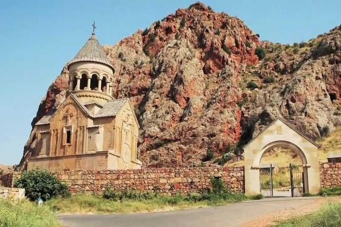 Private wine tour to Khor Virap, Areni winery, Noravank - Khor Virap Monastery: Ararat Views and Early Christian Symbols