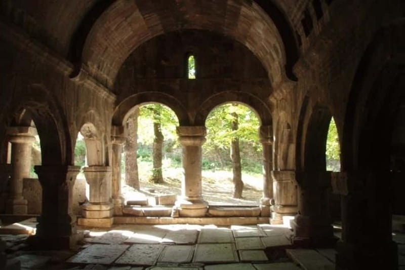 Tbilisi transfer: Haghpat, Sanahin stops to or from Yerevan - Stop 1: Haghpat Monastery and the art of attention
