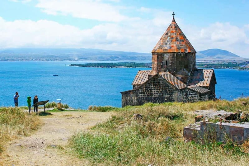 Tour Transfer to/from Tbilisi with Lake Sevan & Wine tasting - Pickup, timing, and the rhythm of a 10-hour itinerary