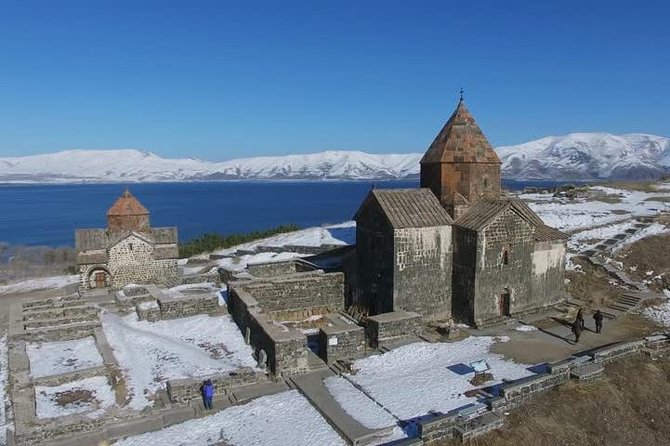 Transfer from Yerevan to Tbilisi with 2 sightseeing stops - Driver-Led Guidance: Safe Driving and Real Local Context