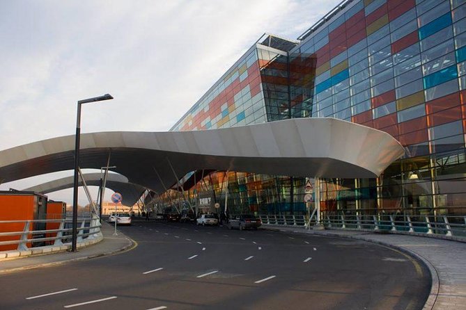 Transfer Zvartnots Airport To City Yerevan - Key Points at a Glance