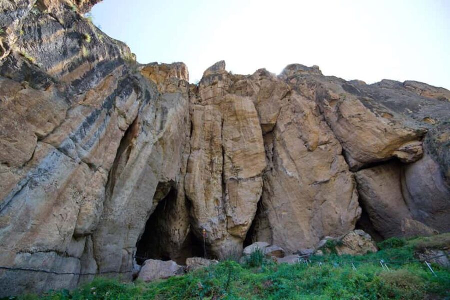 Wine tour Areni Noravank Khor Virap Areni cave - Khor Virap and Ararat, plus St Gregory’s jail inside