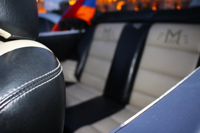 Yerevan city tour with drinks in a classic car with photography - Cascade Cultural Center and the open-air gallery walk