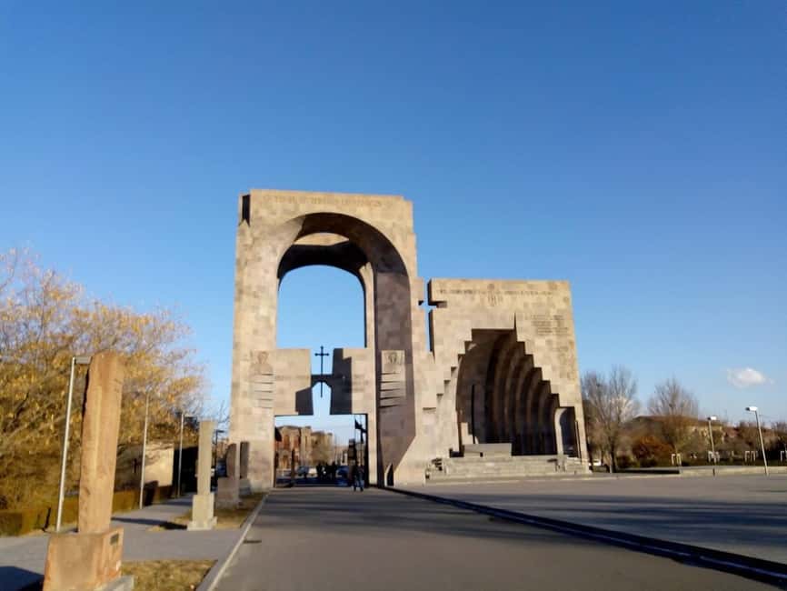 Yerevan: Echmiadzin, Hripsime, Gayane & Zvartnots Tour - How the photo-tour style changes your experience