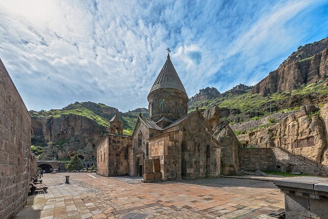 Yerevan: Garni, Geghard, Symphony of Stones & Lavash Baking - A 6-hour Yerevan outing that hits the classics