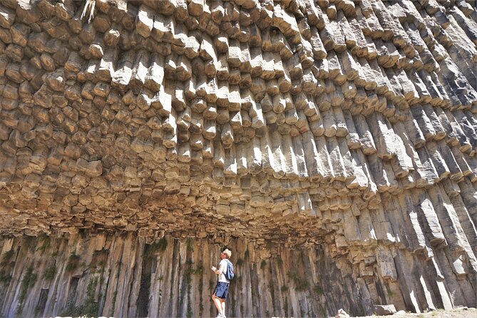 Yerevan: Garni, Geghard, Symphony of Stones & Lavash Baking - Group size, guides, and how the day feels in motion