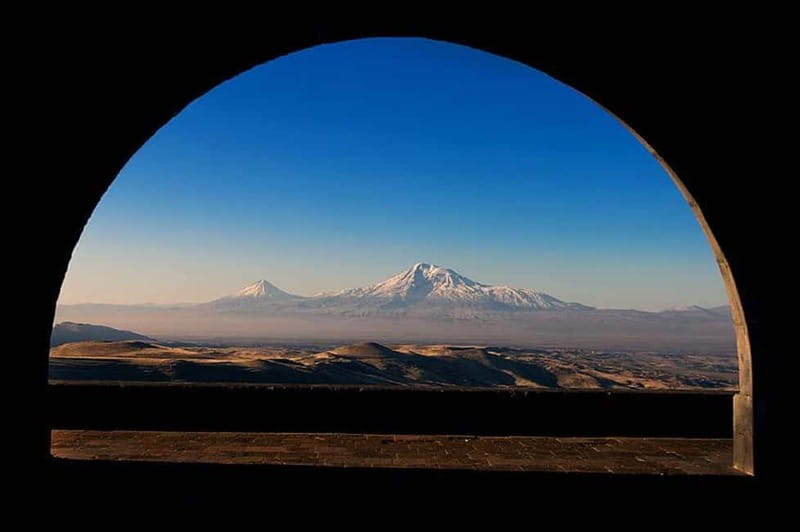 Yerevan to Tbilisi Day Tour: Unveiling Transcultural Wonders - Tsaghkadzor twilight: winter sports or a cable car ride with Kecharis nearby